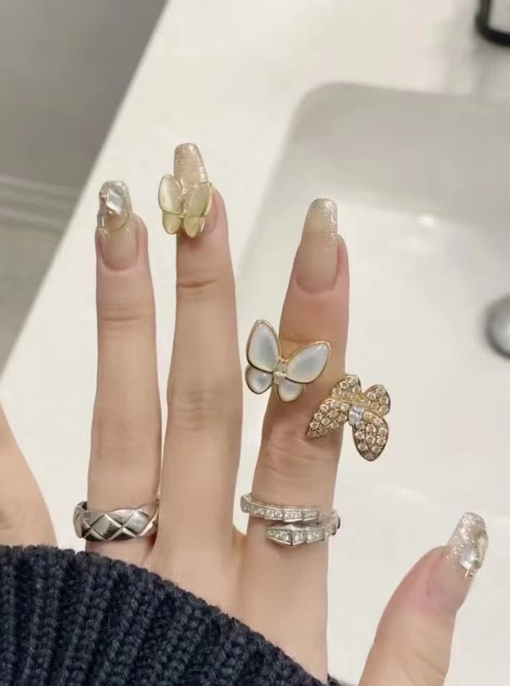 Van Cleef & Arpels Alhambra Ring